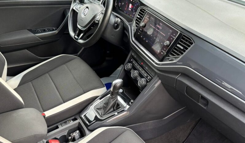 
								Volkswagen T-Roc Sport 1.5 TSI 150 C.V. DSG. full									