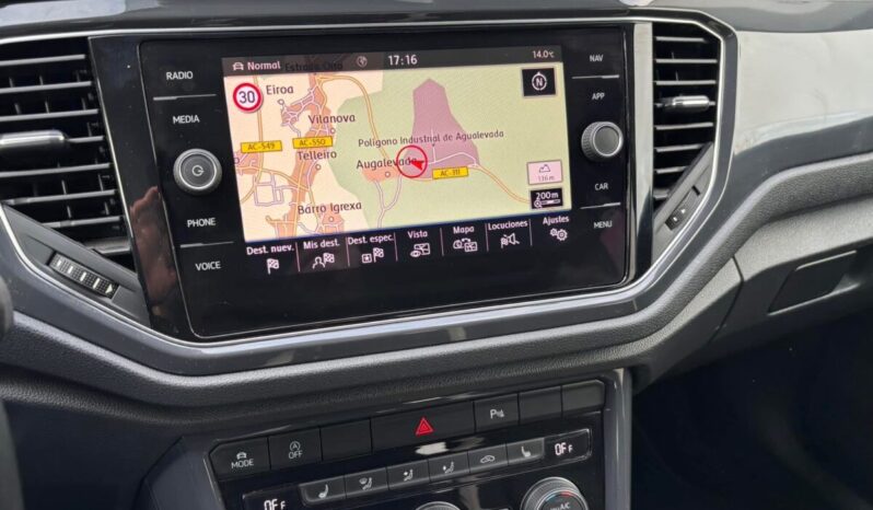 
								Volkswagen T-Roc Sport 1.5 TSI 150 C.V. DSG. full									