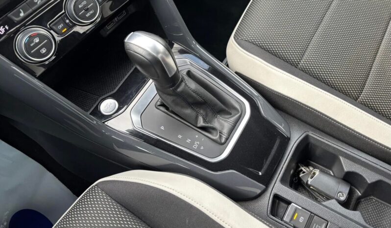
								Volkswagen T-Roc Sport 1.5 TSI 150 C.V. DSG. full									