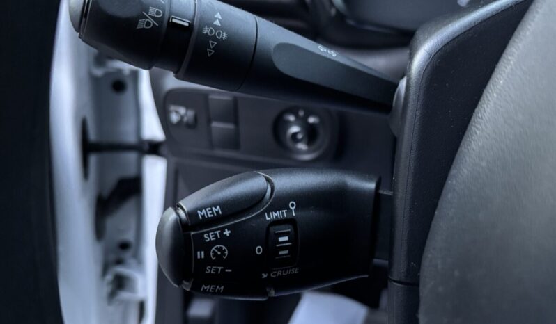 
								Citroën C3 Feel 1.5 BlueHDI 100 C.V. full									