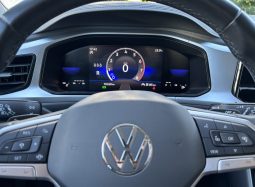 
										Volkswagen T-Roc Life 1.5 TSI 150 C.V. DSG. full									