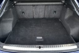 
										Audi Q3 Sportback Black Line 35 TFSI 150 C.V. HEV. S-Tronic. full									