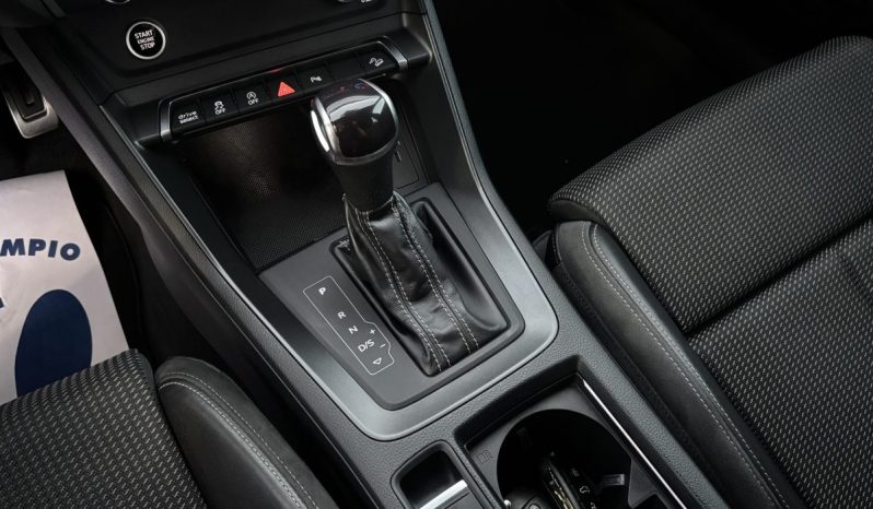 
								Audi Q3 Sportback Black Line 35 TFSI 150 C.V. HEV. S-Tronic. full									