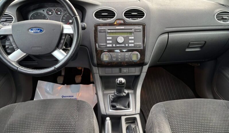 
								Ford Focus Sedan Ghia 1.6i 115 C.V. full									
