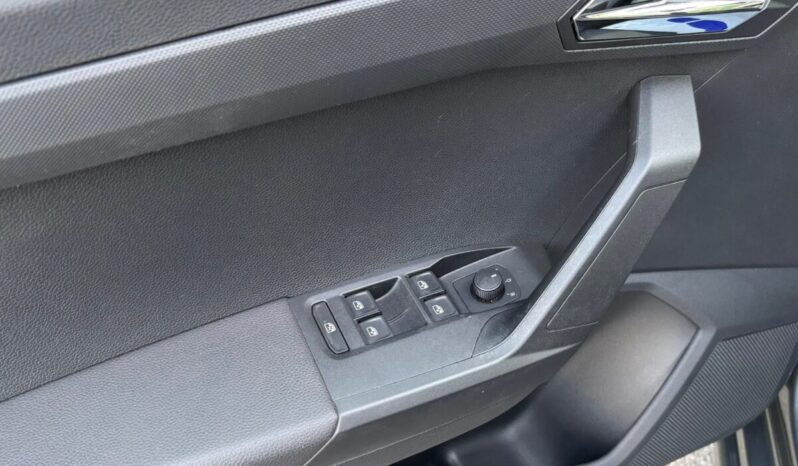 
								Seat Ibiza Style 1.0 ECOTSI 95 C.V. full									