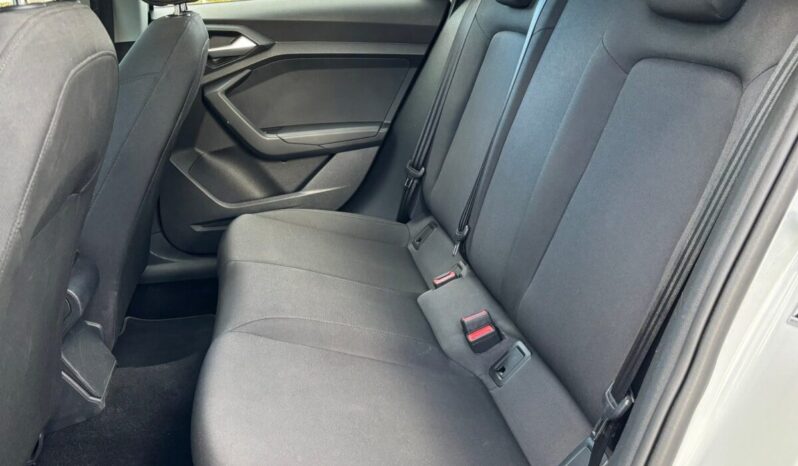 
								Audi A1 Sportback S-Line 30 TFSI 116 C.V. full									