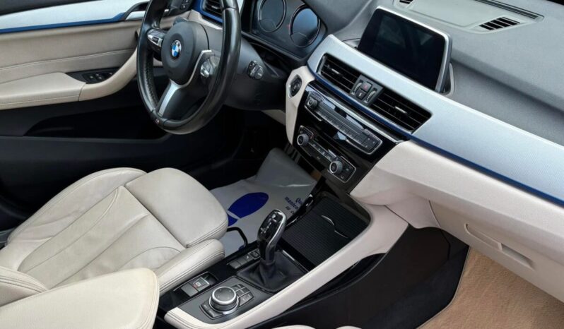 
								BMW X1 Pack M sDrive 18DA full									