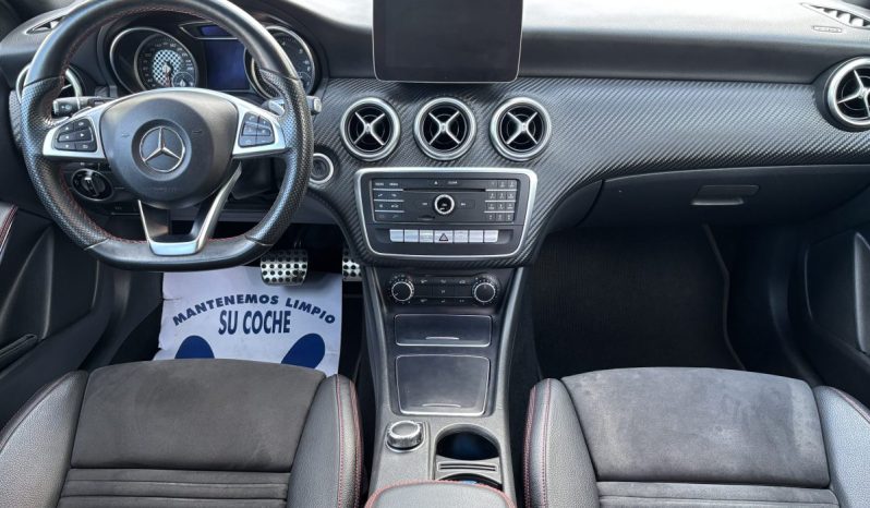 
								Mercedes-Benz A220D AMG 7G-DCT full									