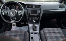 
										Volkswagen Golf GTI VII Performance 2.0 TSI 230 C.V. DSG. full									