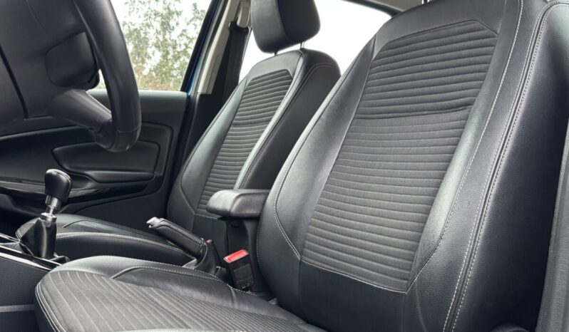 
								Ford Ecosport Titanium 1.5 TDCI 100 C.V. full									