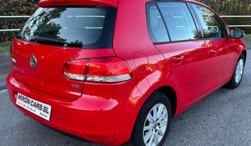 
								Volkswagen Golf VI Advance 1.6 TDI 105 C.V. full									