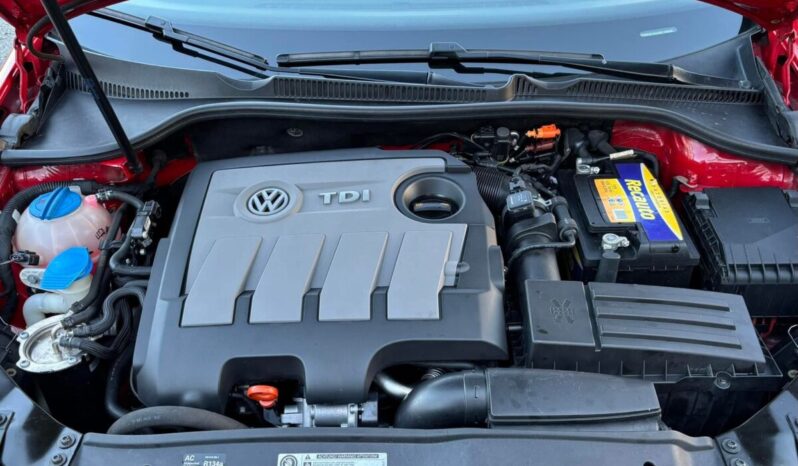 
								Volkswagen Golf VI Advance 1.6 TDI 105 C.V. full									