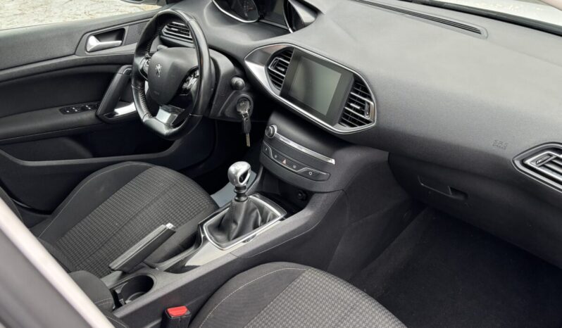 
								Peugeot 308 Business Line 1.5 BlueHDI 130 C.V. full									