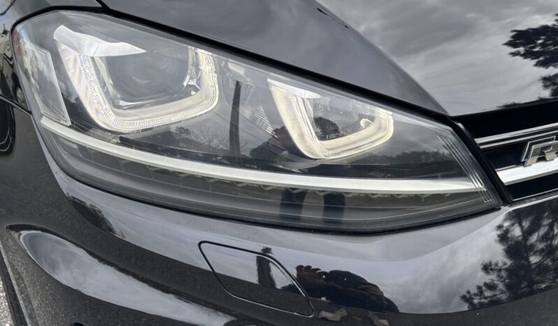 
								Volkswagen Golf VII R 2.0 TSI 300 C.V. 4 Motion. full									
