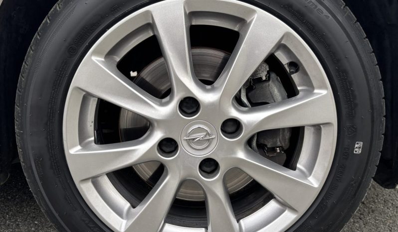 
								Opel Corsa Edition 1.5D DT 102 C.V. full									