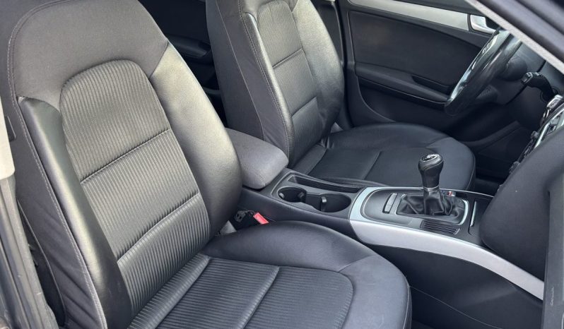 
								Audi A4 Advance 2.0 TDI 143 C.V. full									