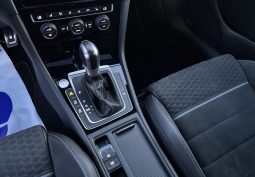 
										Volkswagen Golf 7.5 GTD 184 C.V. full									