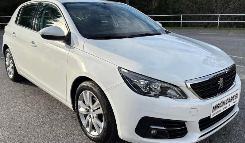 
								Peugeot 308 Style 1.5 BlueHDI 130 C.V. full									