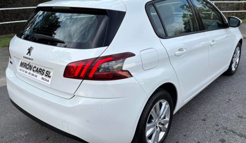 
								Peugeot 308 Style 1.5 BlueHDI 130 C.V. full									