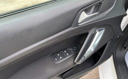 
										Peugeot 308 Style 1.5 BlueHDI 130 C.V. full									