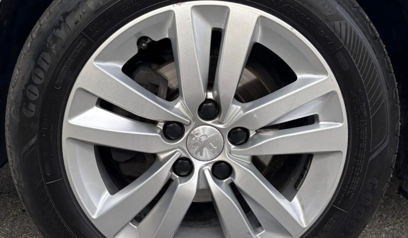 
								Peugeot 308 Style 1.5 BlueHDI 130 C.V. full									