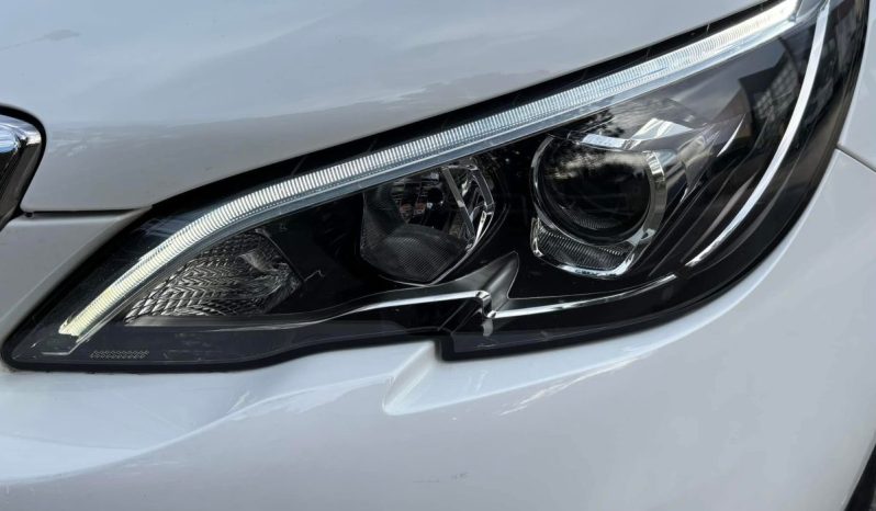 
								Peugeot 308 Style 1.5 BlueHDI 130 C.V. full									