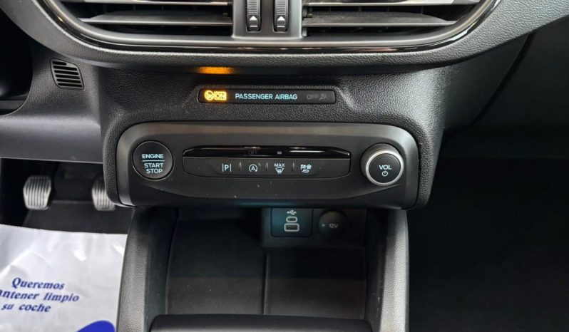 
								Ford Focus ST-Line 1.0 Ecoboost 125 C.V. full									