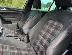 
										Volkswagen Golf GTI VII Performance 2.0 TSI 230 C.V. DSG. full									