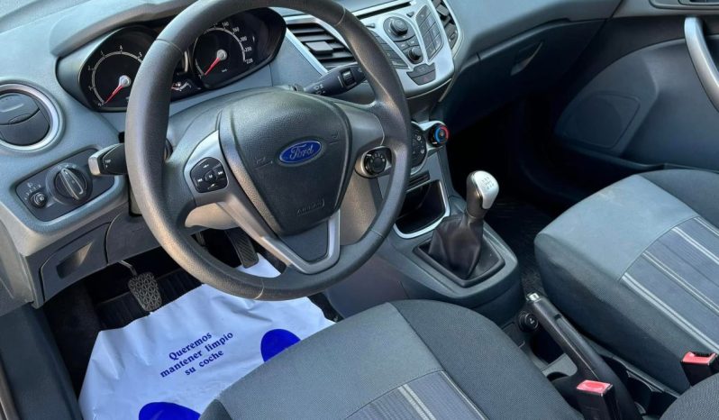 
								Ford Fiesta Trend 1.25i 82 C.V. full									