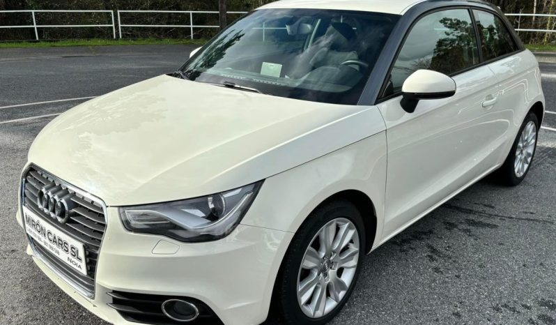 
								Audi A1 Ambition 1.6 TDI 90 C.V. full									