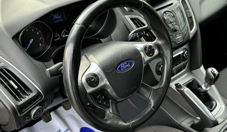 
								Ford Focus Edition 1.0 Ecoboost 125 C.V. full									