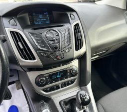 
										Ford Focus Edition 1.0 Ecoboost 125 C.V. full									