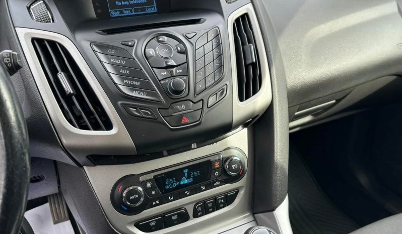
								Ford Focus Edition 1.0 Ecoboost 125 C.V. full									