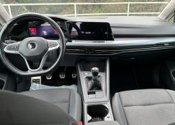 
										Volkswagen Golf 8 Life 2.0 TDI 115 C.V. full									