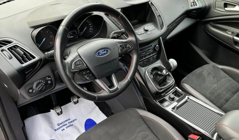 
								Ford Kuga ST-Line 2.0 TDCI 150 C.V. full									