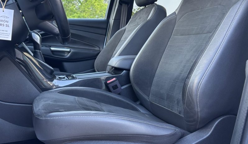 
								Ford Kuga ST-Line 2.0 TDCI 180 C.V. Powershift 4×4. full									