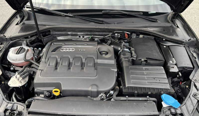 
								Audi A3 Sportback S-Line 2.0 TDI 150 C.V. Quattro. full									