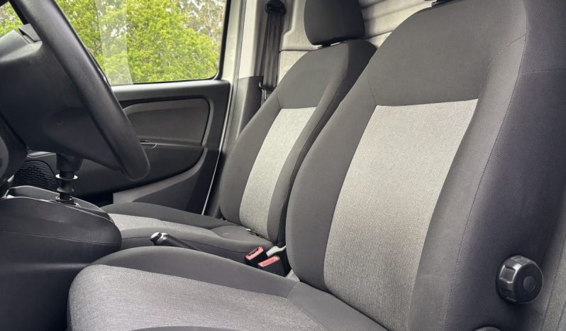 
								Fiat Doblo Maxi Cargo 1.6 Multijet 105 C.V. full									