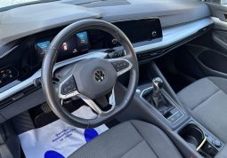 
										Volkswagen Golf 8 Advance 2.0 TDI 115 C.V. full									