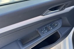
										Volkswagen Golf 8 Advance 2.0 TDI 115 C.V. full									