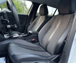 
										Peugeot 2008 Allure 1.5 BlueHDI 110 C.V. full									