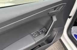 
										Seat Arona Style 1.0 TSI 95 C.V. full									