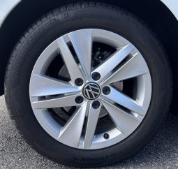 
										Volkswagen Golf 8 Advance 2.0 TDI 115 C.V. full									