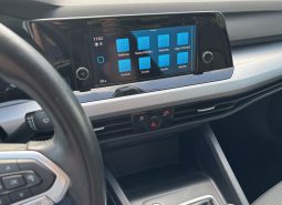 
										Volkswagen Golf 8 Advance 2.0 TDI 115 C.V. full									