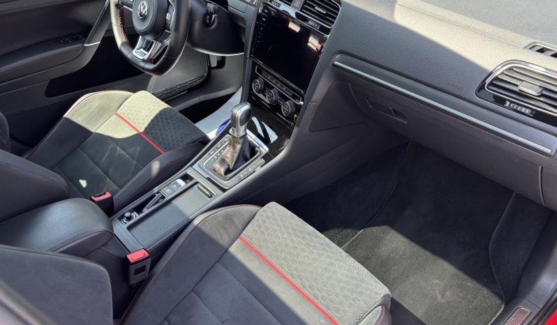 
								Volkswagen Golf 7.5 GTI Performance 2.0 TSI 245 C.V. DSG. full									