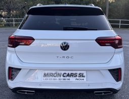 
										Volkswagen T-Roc R-Line 1.5 TSI 150 C.V. DSG. full									