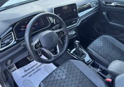 
										Volkswagen T-Roc R-Line 1.5 TSI 150 C.V. DSG. full									