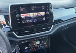 
										Volkswagen T-Roc R-Line 1.5 TSI 150 C.V. DSG. full									