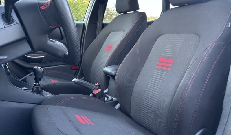 
								Ford Fiesta ST-Line 1.0 EcoBoost 125 C.V. MHEV. full									