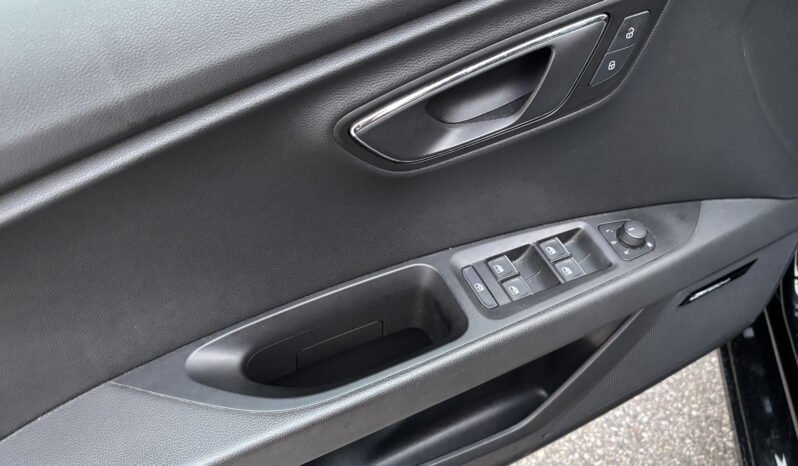 
								Seat León FR 2.0 TDI 184 C.V. full									